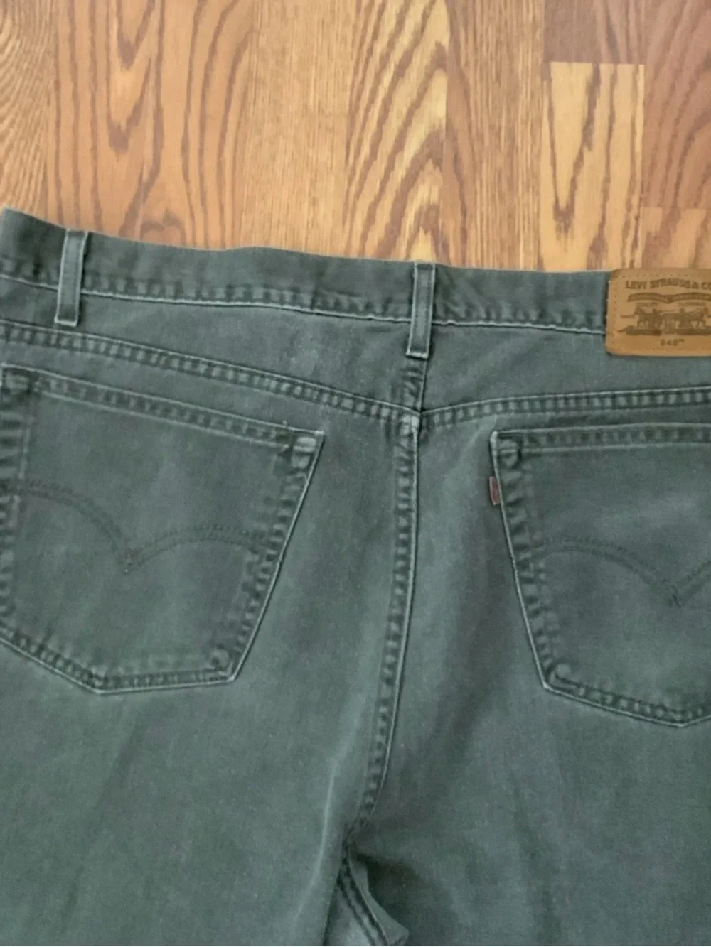 Levi Jeans Strauss Signature 540 Relaxed Fit olive greenDenim Jeans Size 42x32